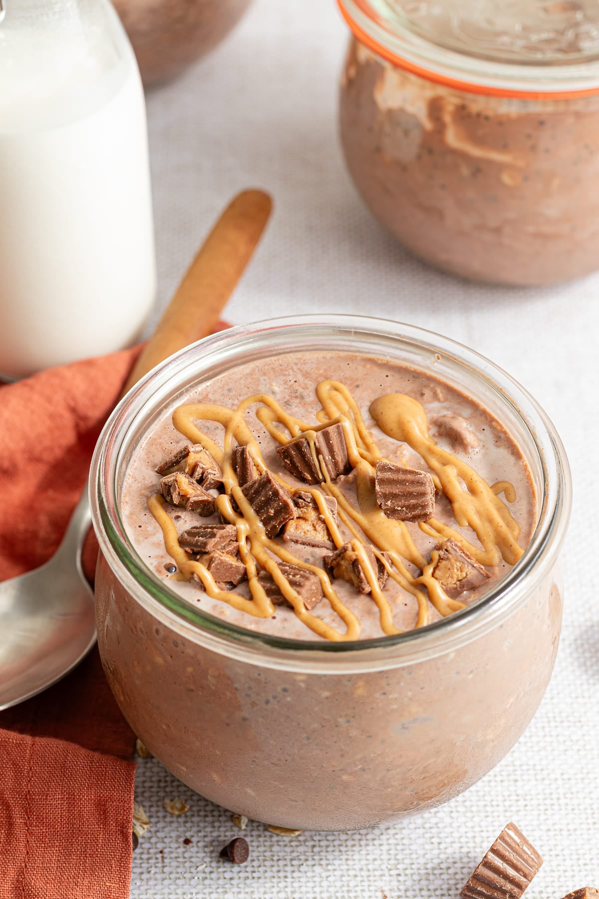 Fuel Your Morning with Nutritious Chocolate Peanut Butter Oats